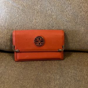 FREE WITH PURCHASE💘 Ellie & Kate Orange Purse